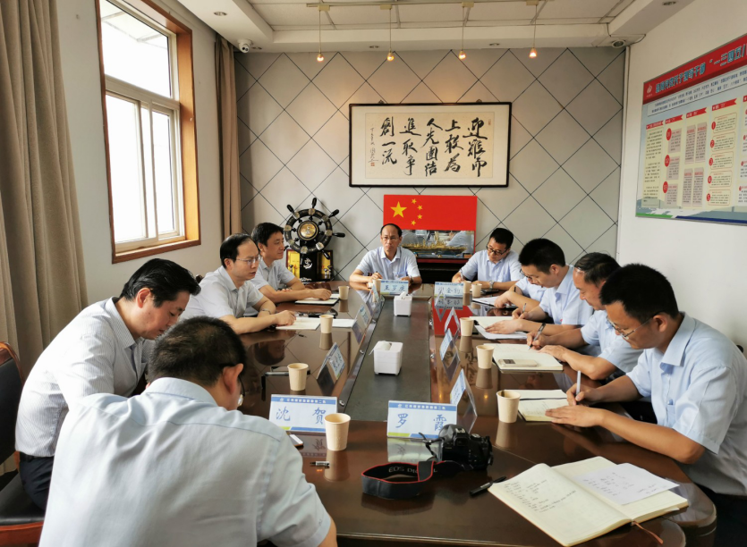 汤念楚到驻徐州单位调研472.png